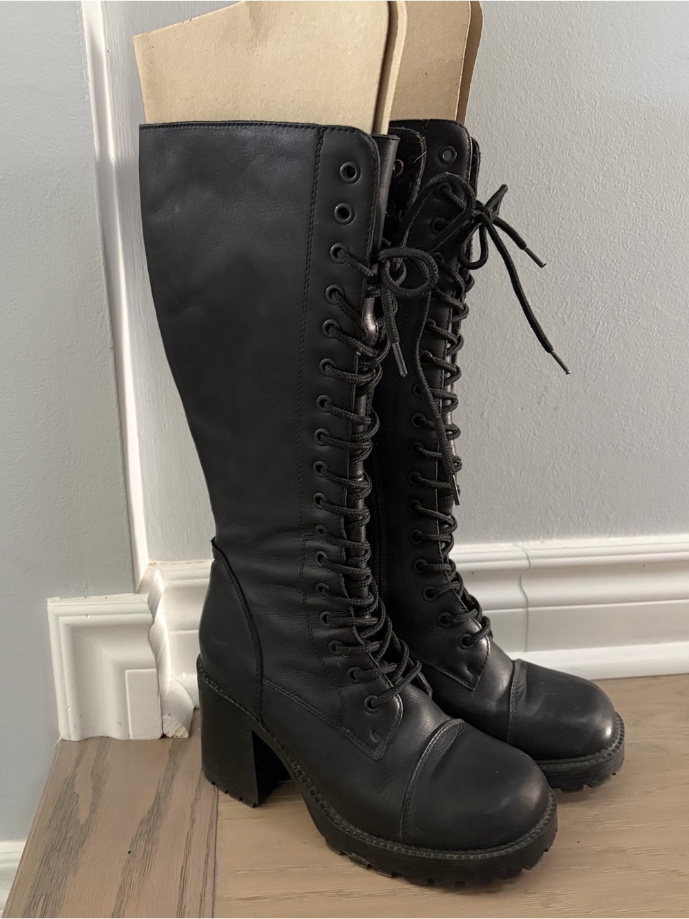 genuine leather boots - Picture 3 of 6